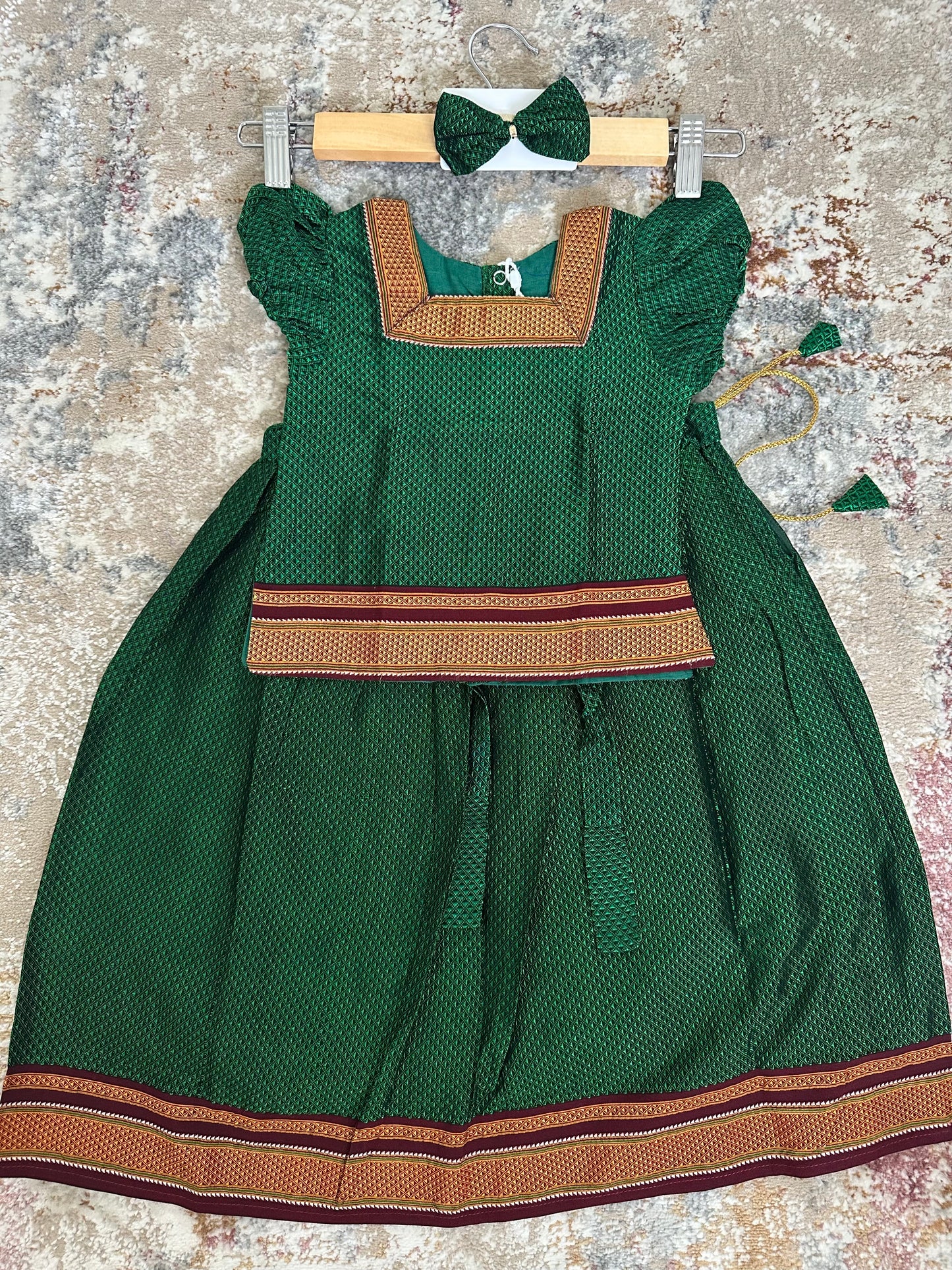 Classic Khan Parkar Polka Green