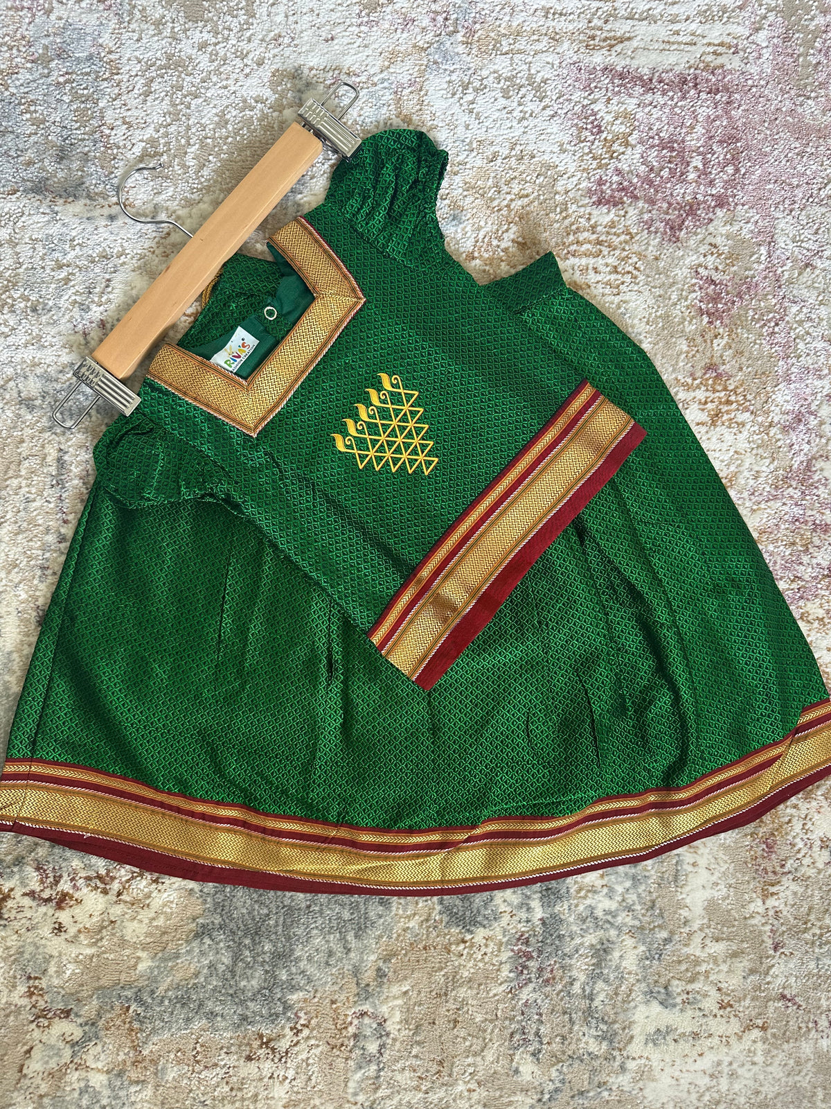 Classic Khan Parkar Polka Green - With Saraswati Embroidery Print