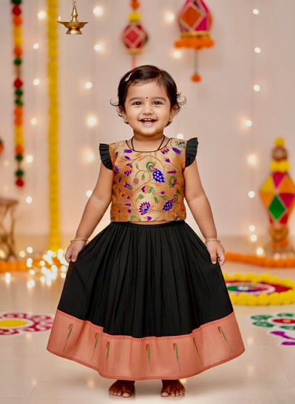 Khan-Paithni Fusion Parkar Polka(Black)