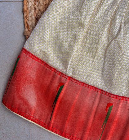 Khan-Paithni Fusion Parkar Polka(Pearl White)